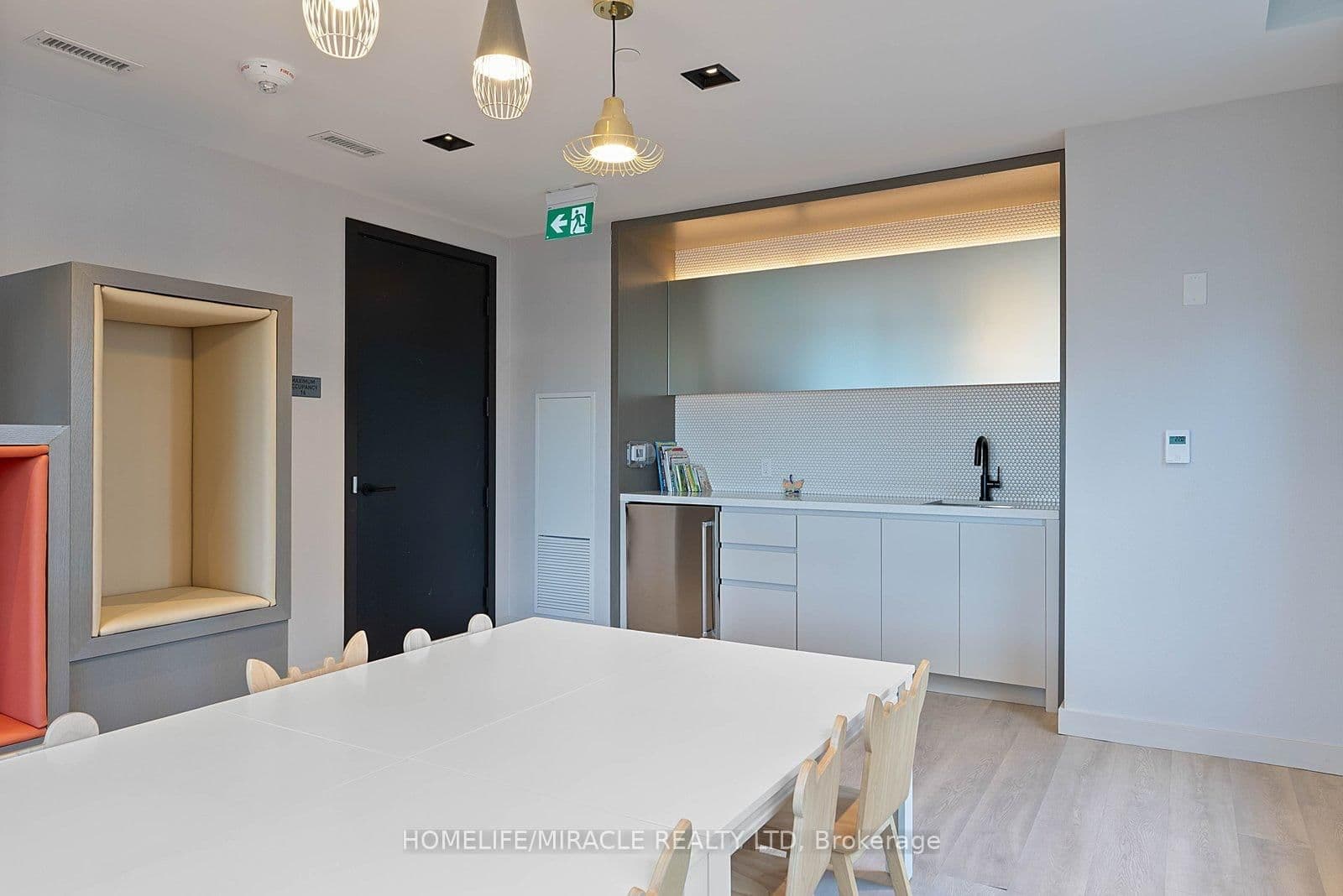 108 Peter Street, Unit 1322 thumbnail 47