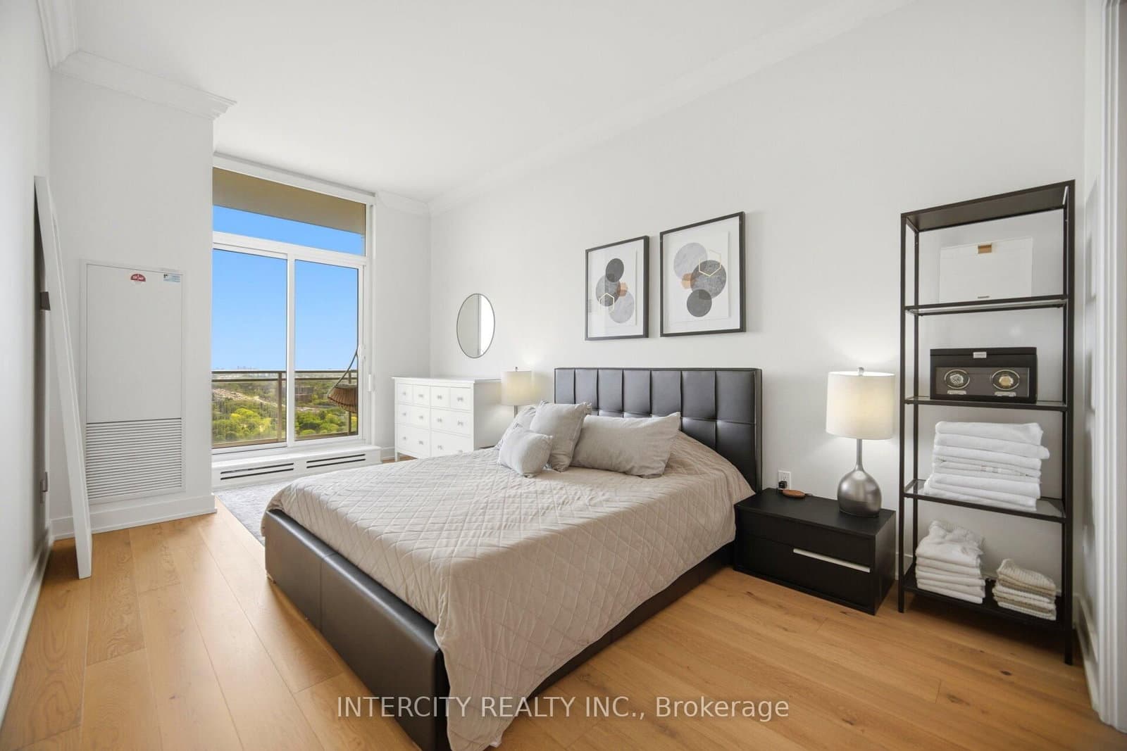 23 Sheppard Avenue E, Unit 3104 thumbnail 18