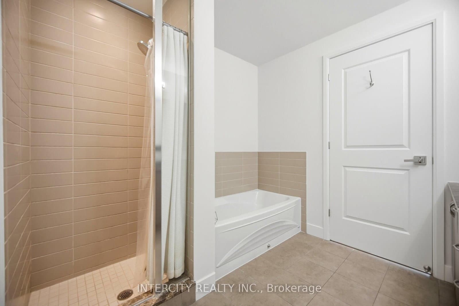 23 Sheppard Avenue E, Unit 3104 thumbnail 23