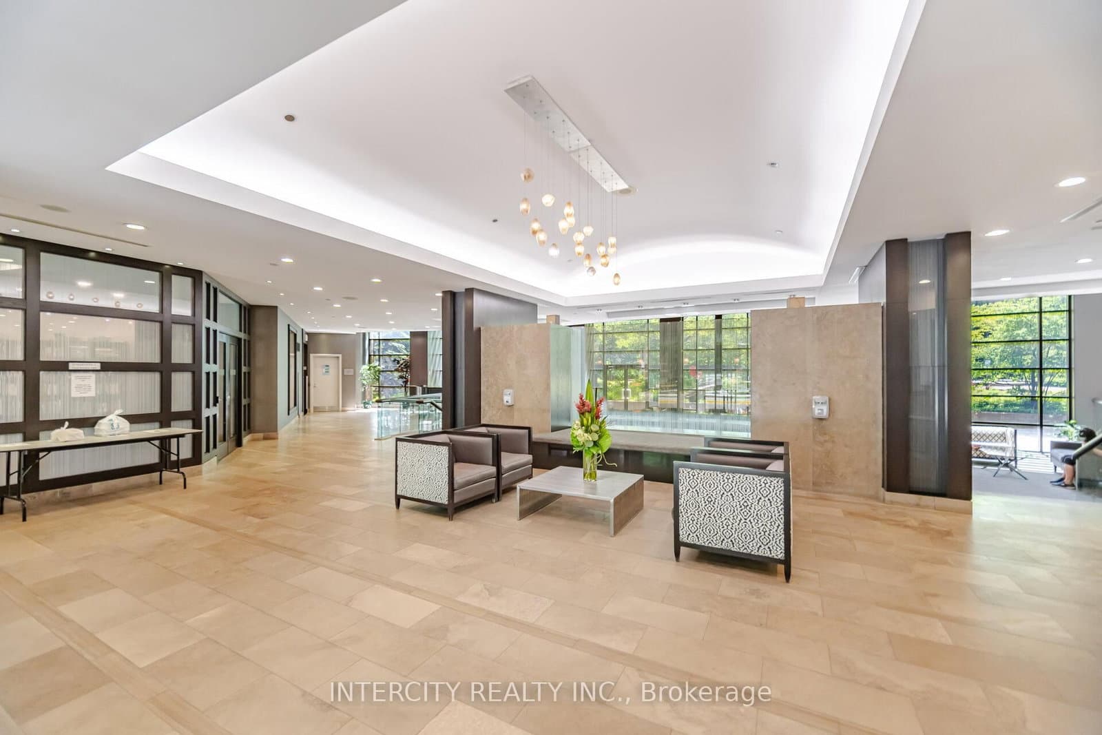 23 Sheppard Avenue E, Unit 3104 thumbnail 3