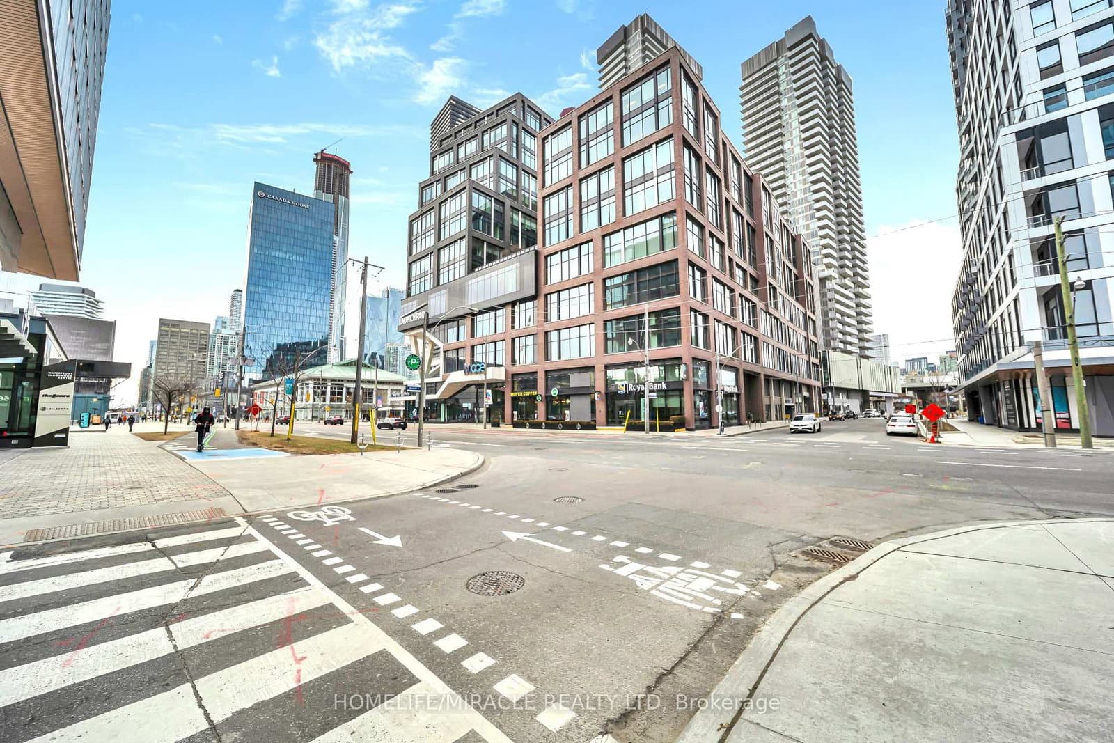 130 Queens Quay E, Unit 721 thumbnail 4
