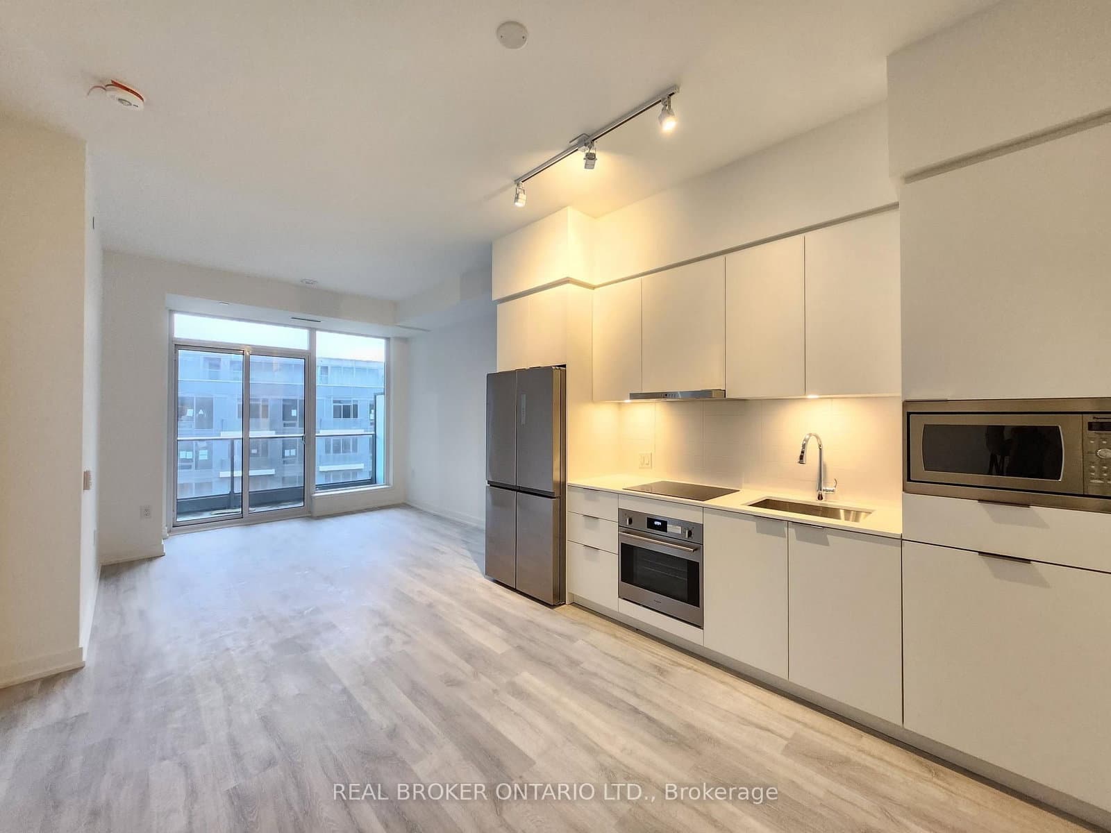 7 Golden Lion Heights, Unit N625