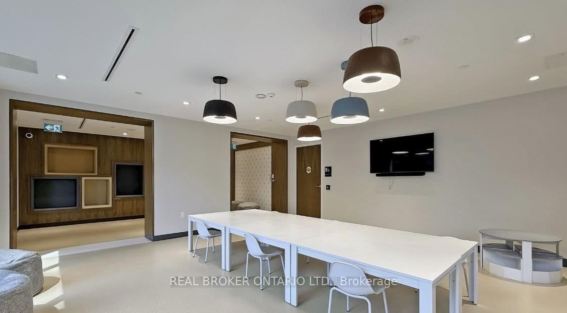 7 Golden Lion Heights, Unit N625 thumbnail 26