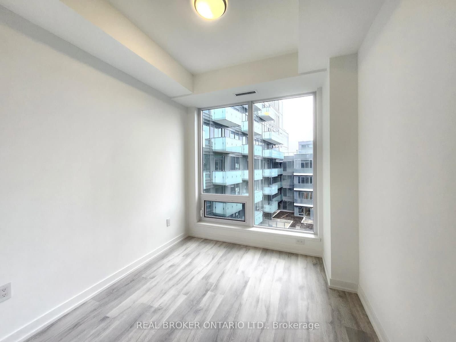 7 Golden Lion Heights, Unit N625 thumbnail 7
