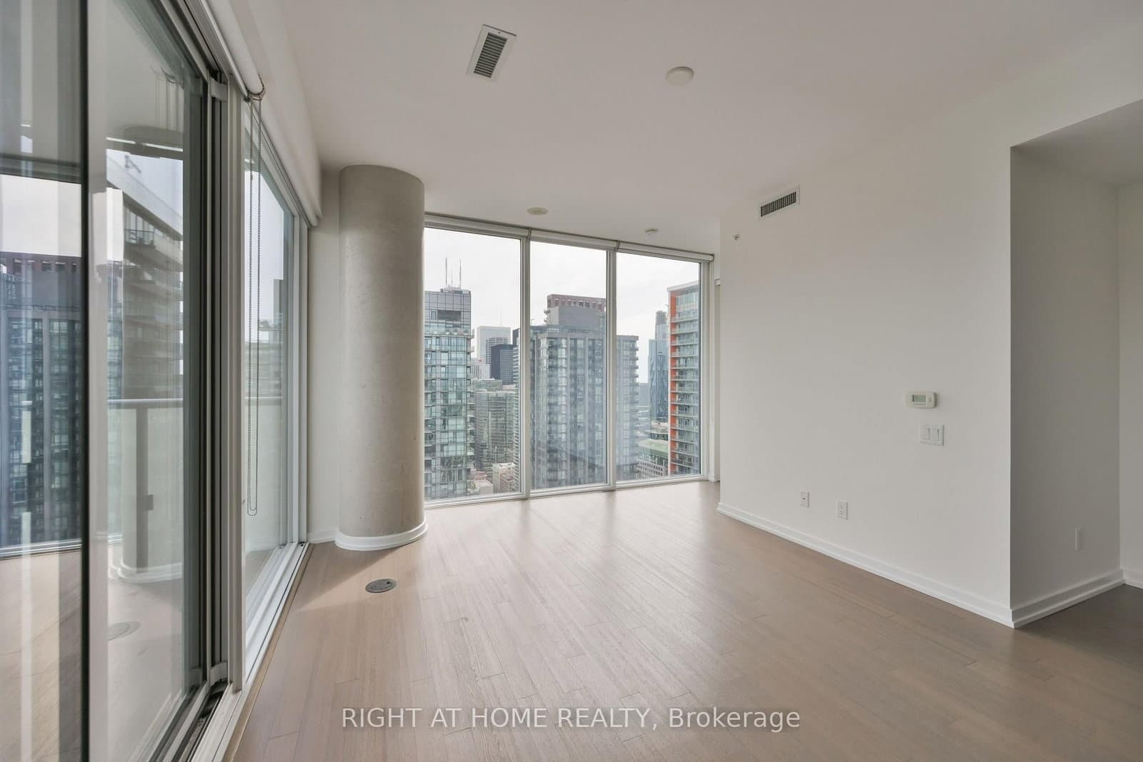 101 Peter Street W, Unit 3903 thumbnail 10