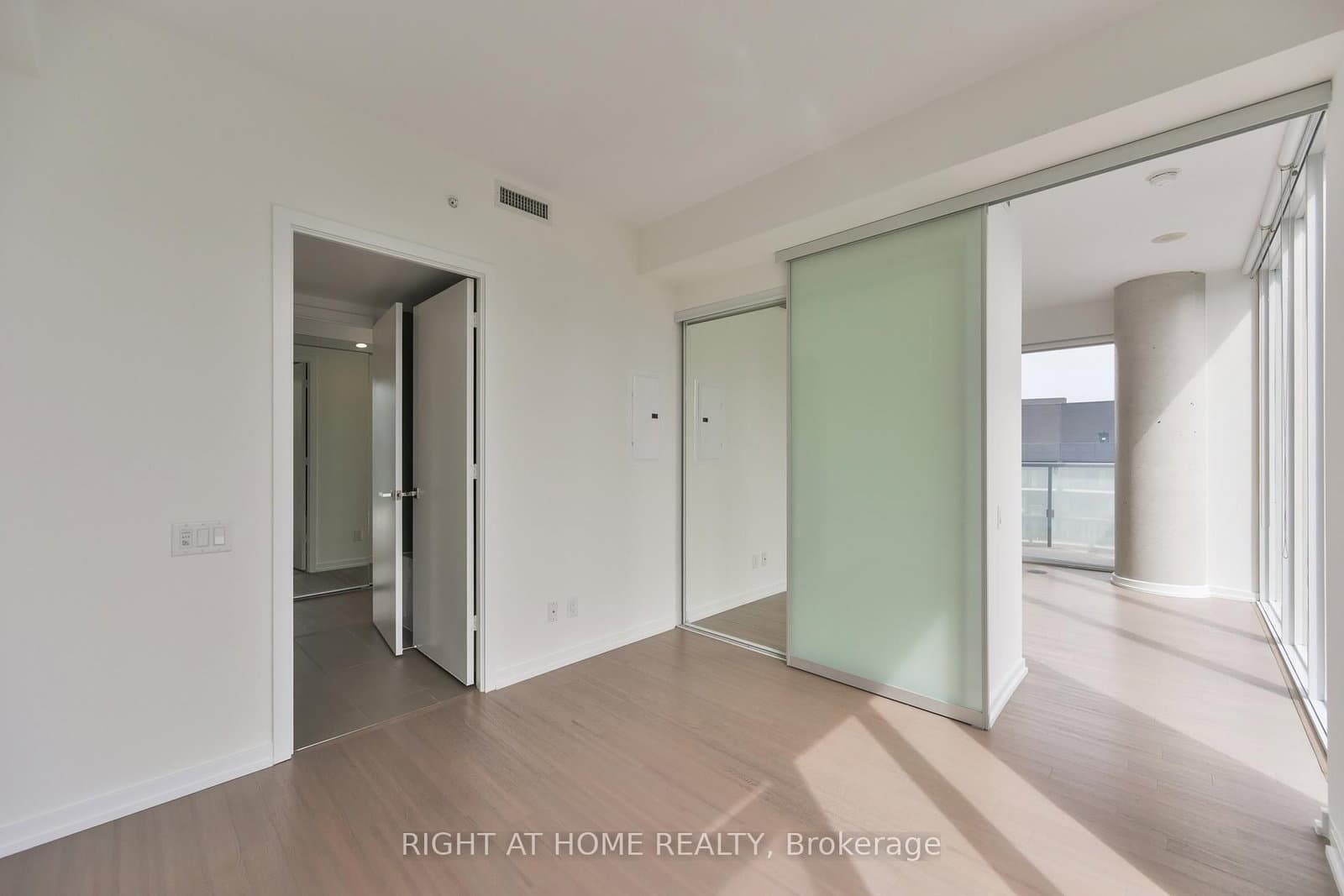 101 Peter Street W, Unit 3903 thumbnail 13