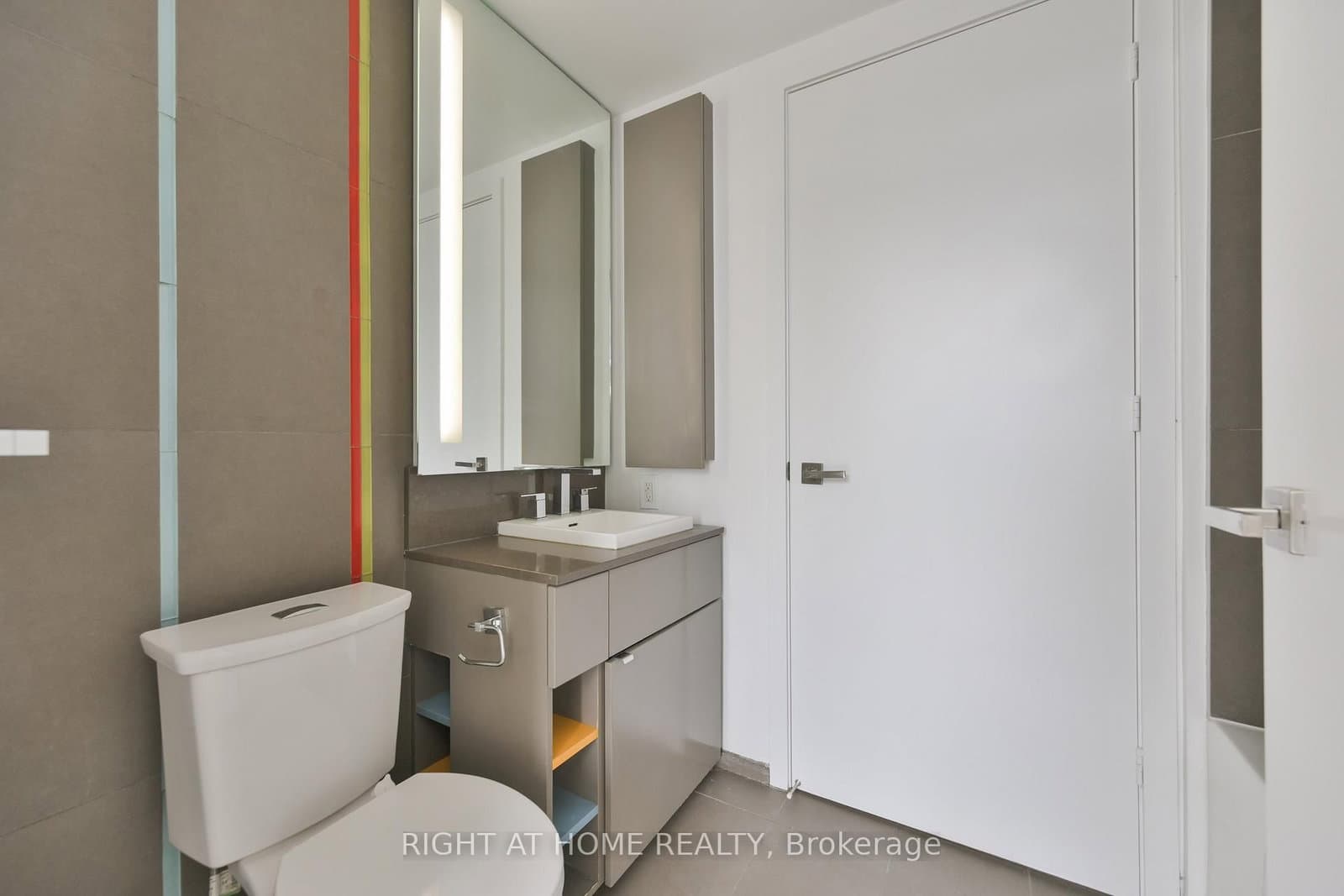 101 Peter Street W, Unit 3903 thumbnail 16