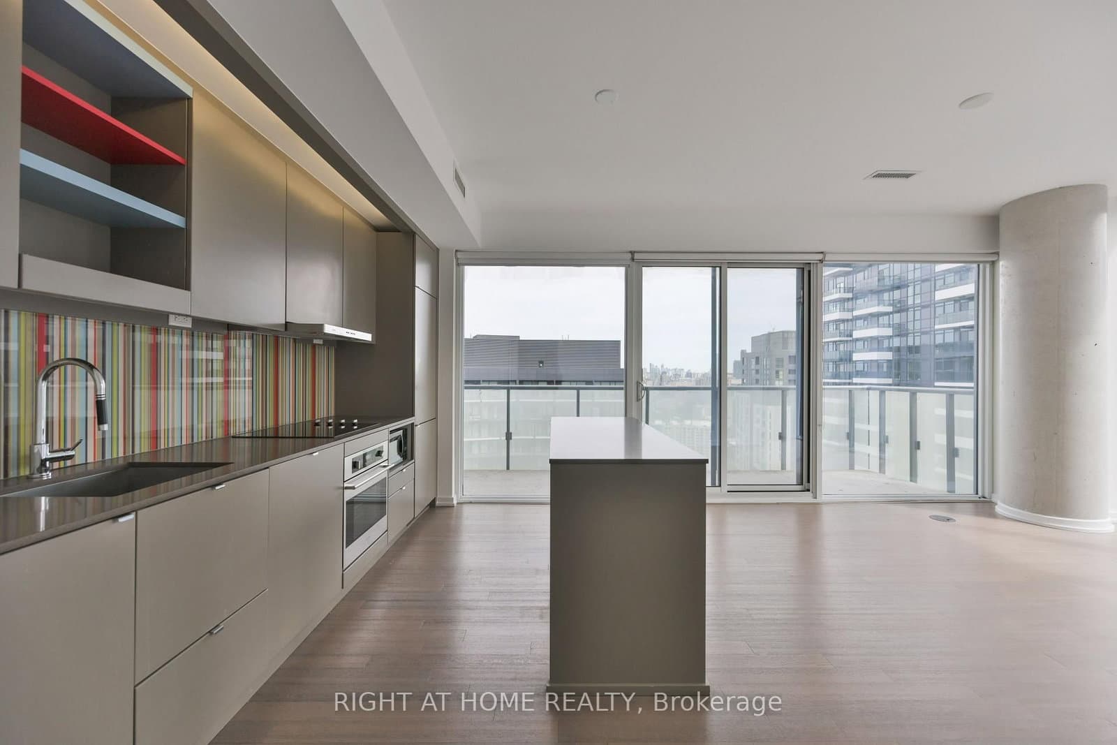 101 Peter Street W, Unit 3903 thumbnail 5
