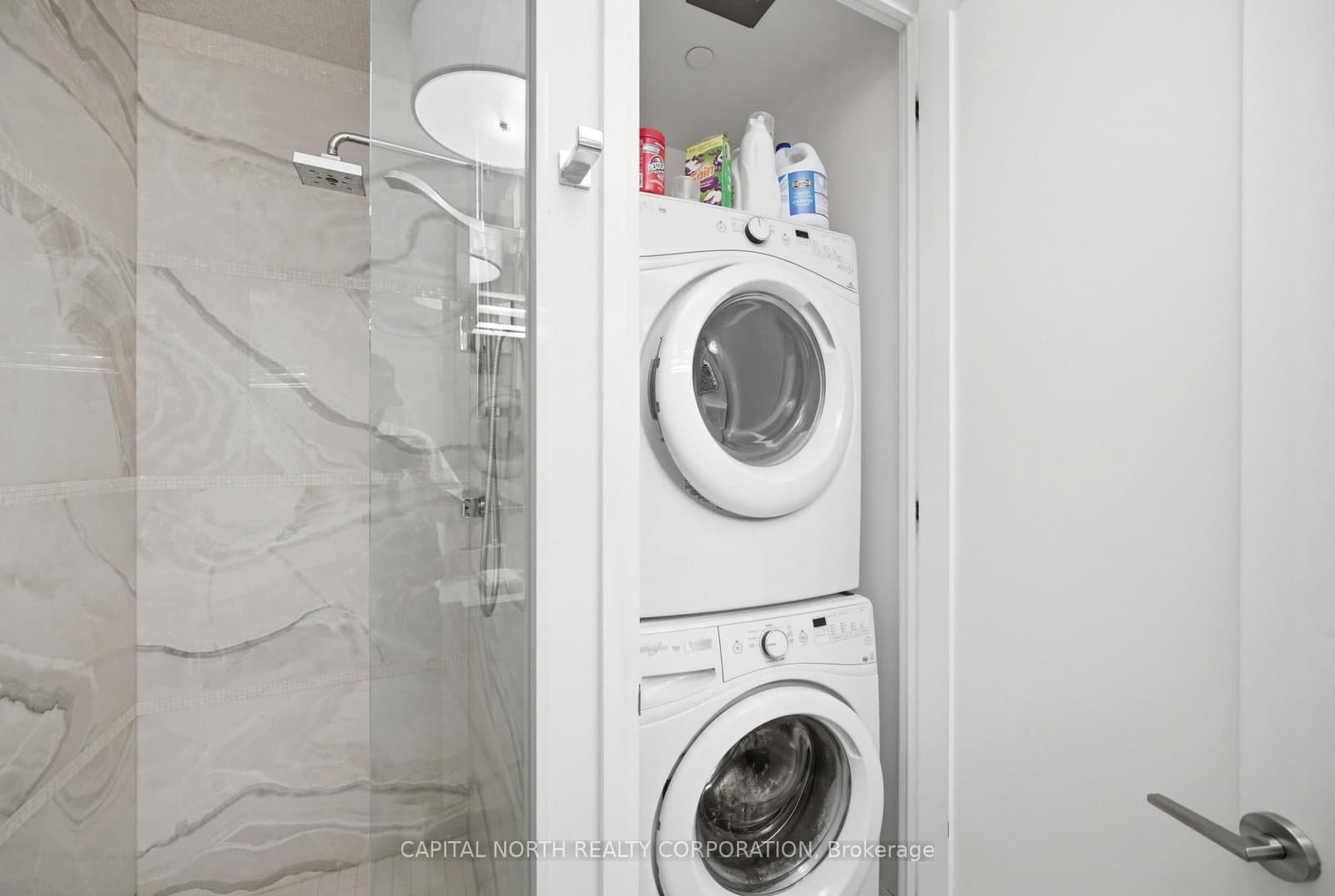 23 Glebe Road W, Unit 804 thumbnail 24
