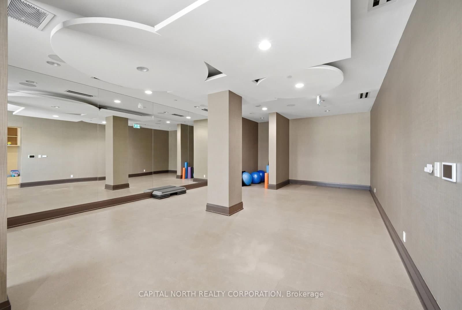 23 Glebe Road W, Unit 804 thumbnail 35