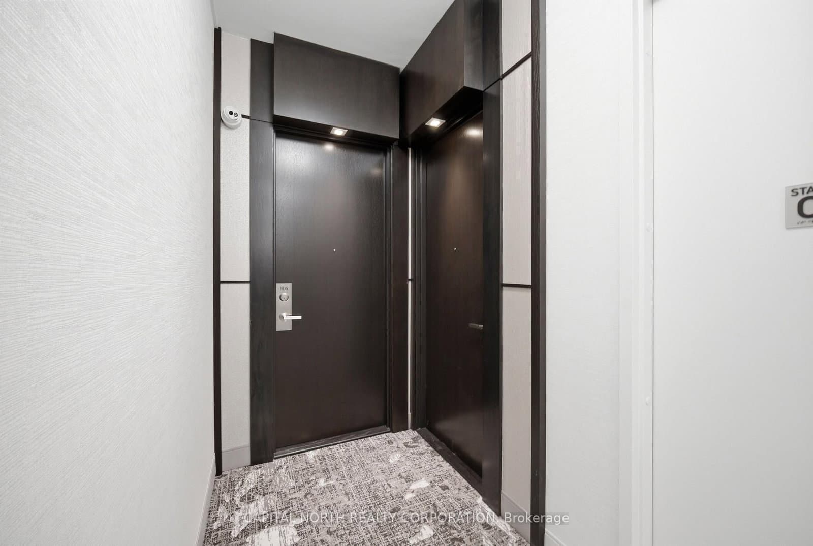 23 Glebe Road W, Unit 804 thumbnail 6