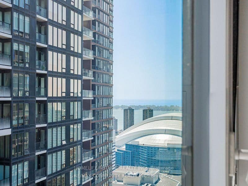 357 King Street W, Unit 3506 thumbnail 26