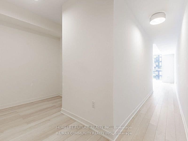 357 King Street W, Unit 3506 thumbnail 6