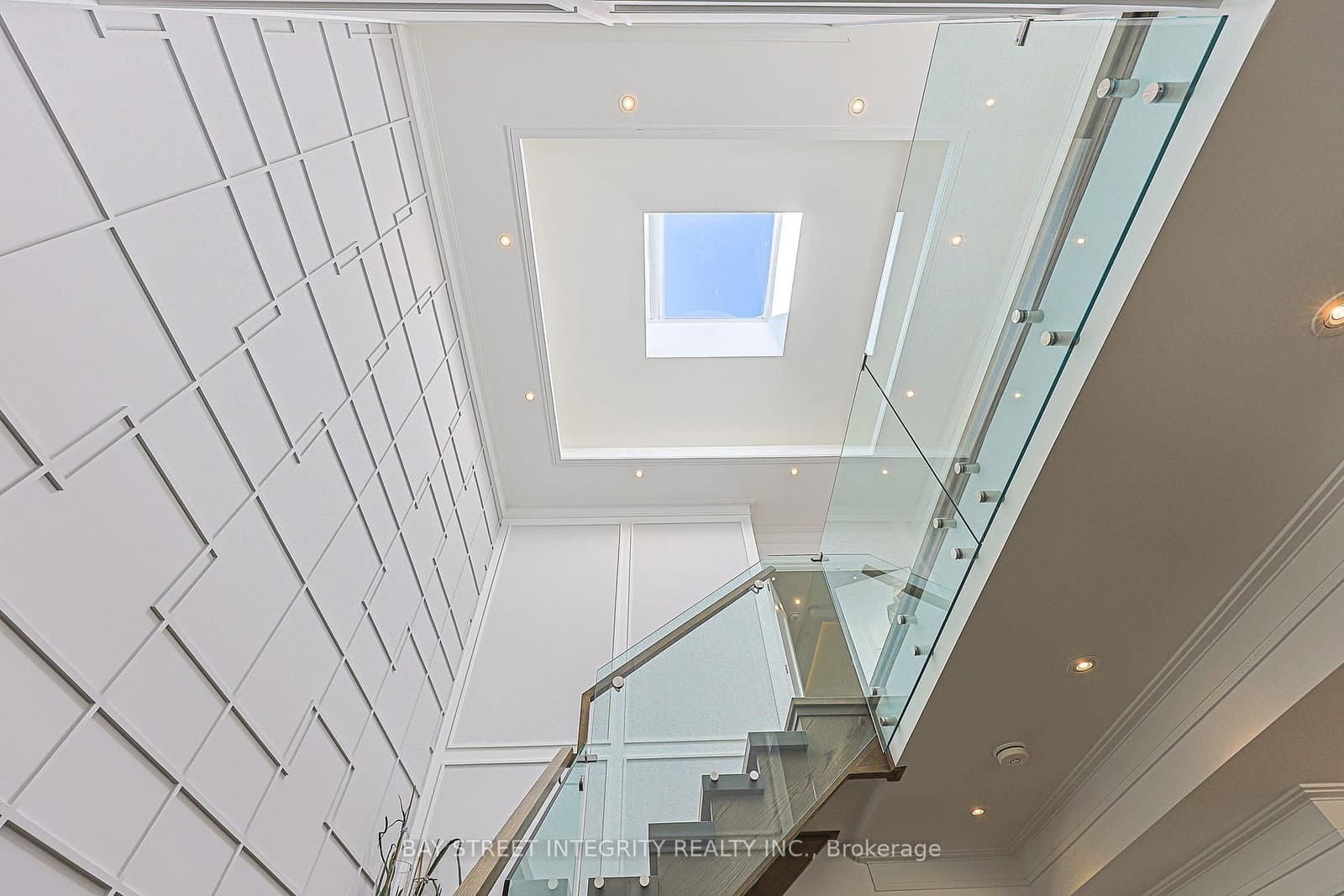 151 Horsham Avenue thumbnail 22