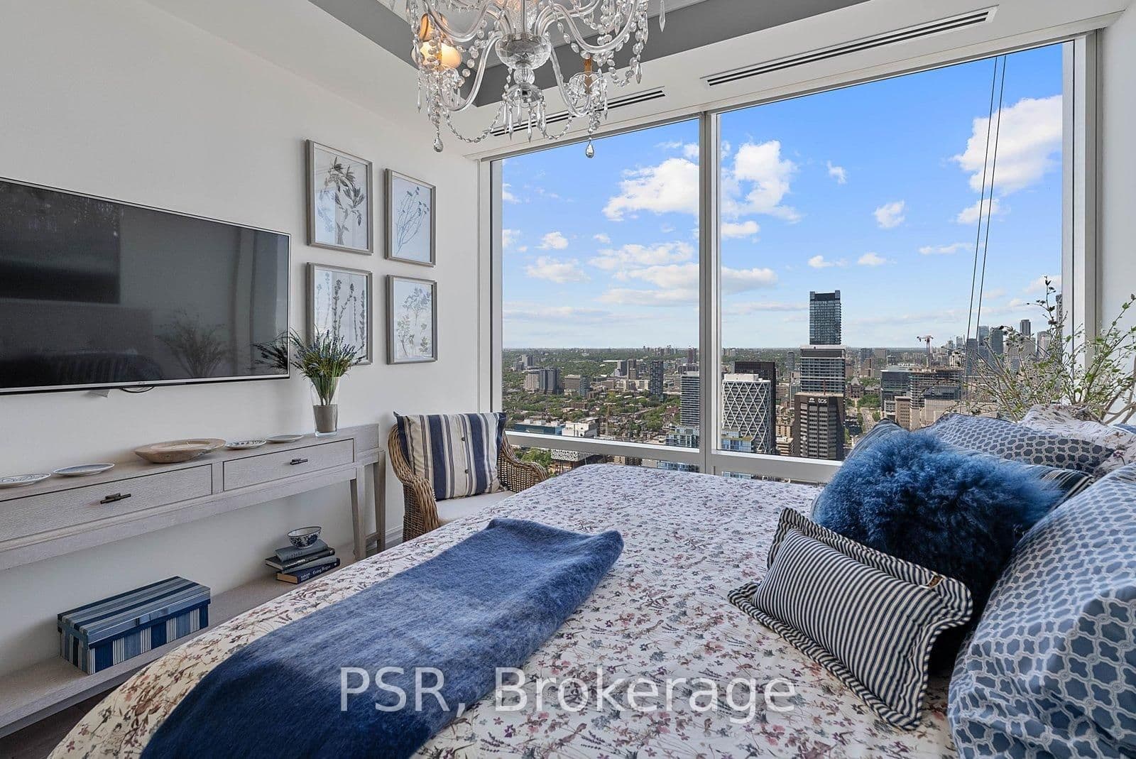 180 University Avenue, Unit 5003 thumbnail 37