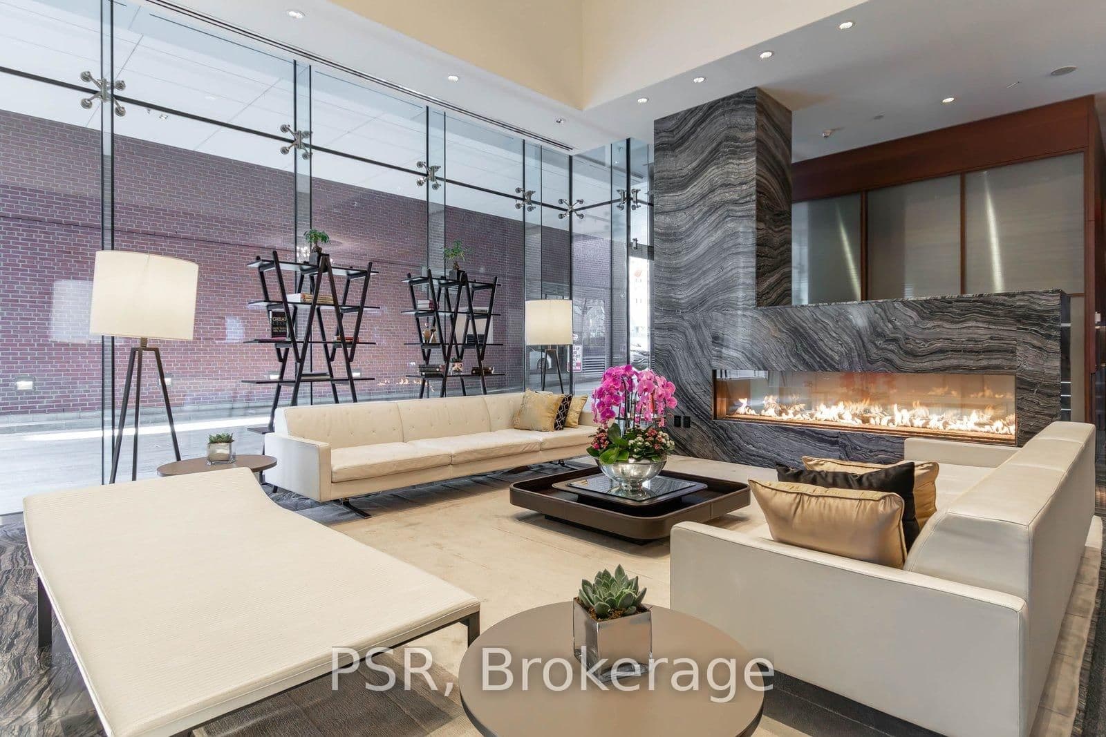 180 University Avenue, Unit 5003 thumbnail 4