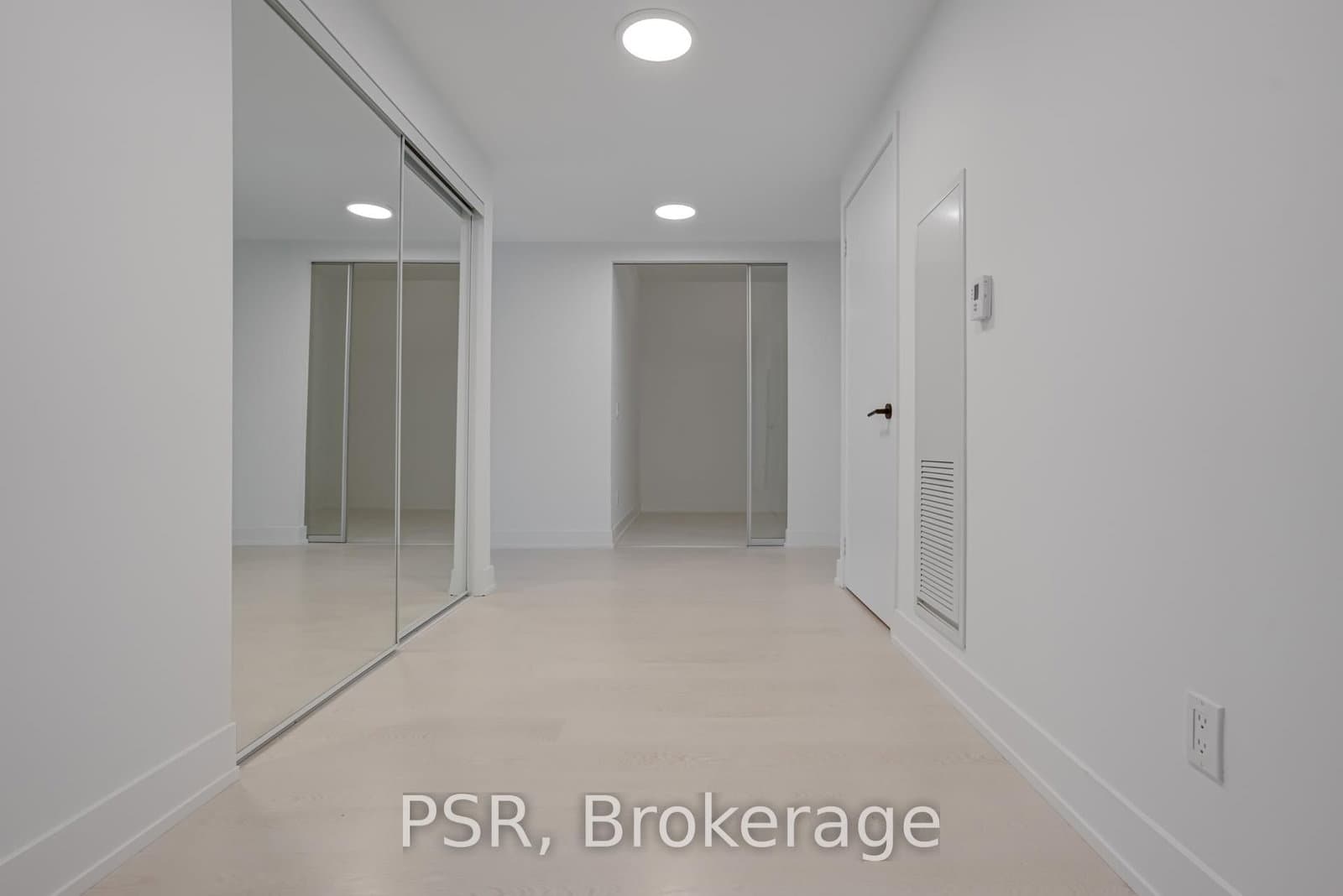 308 Jarvis Street, Unit 422 thumbnail 10