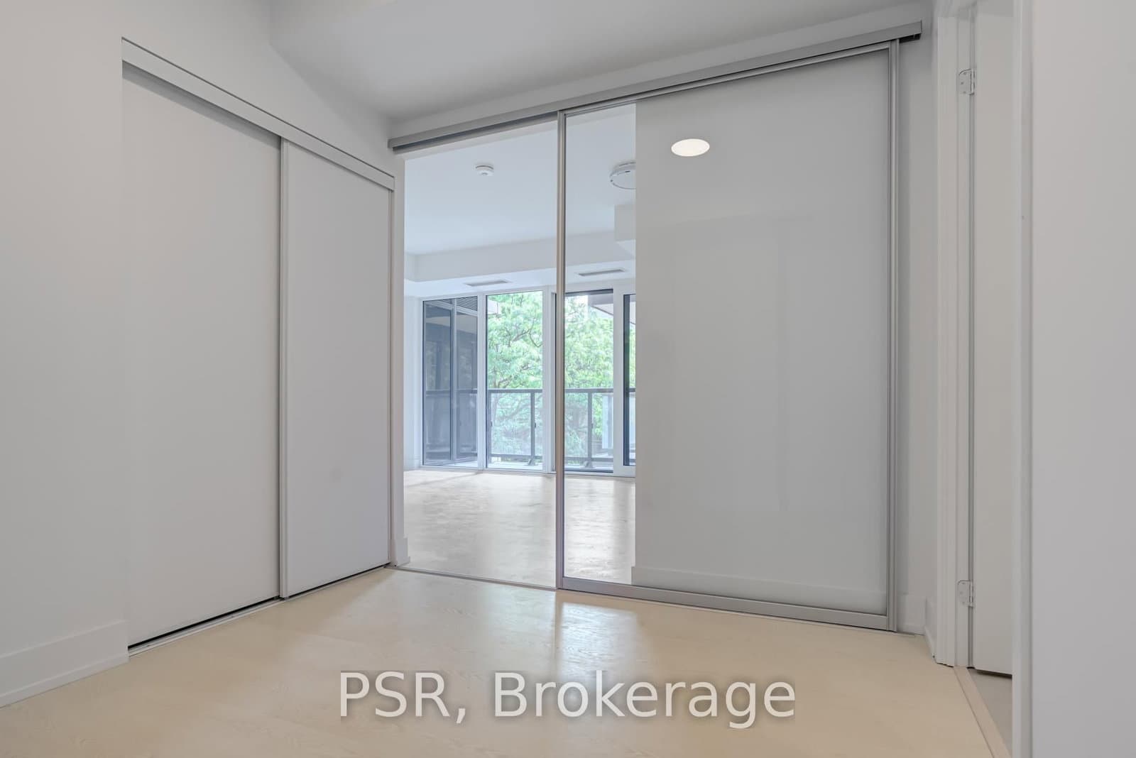 308 Jarvis Street, Unit 422 thumbnail 29