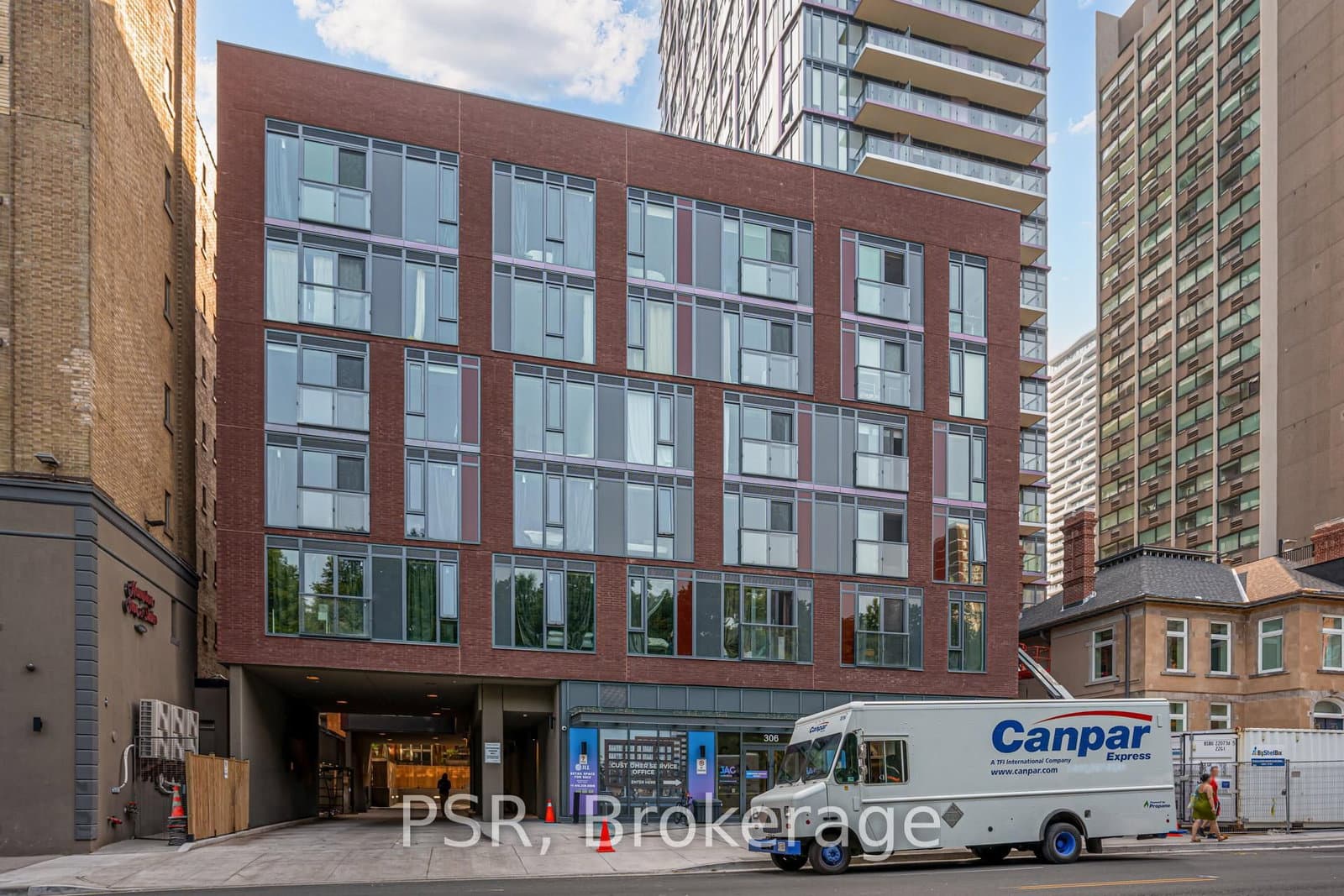 308 Jarvis Street, Unit 422 thumbnail 3