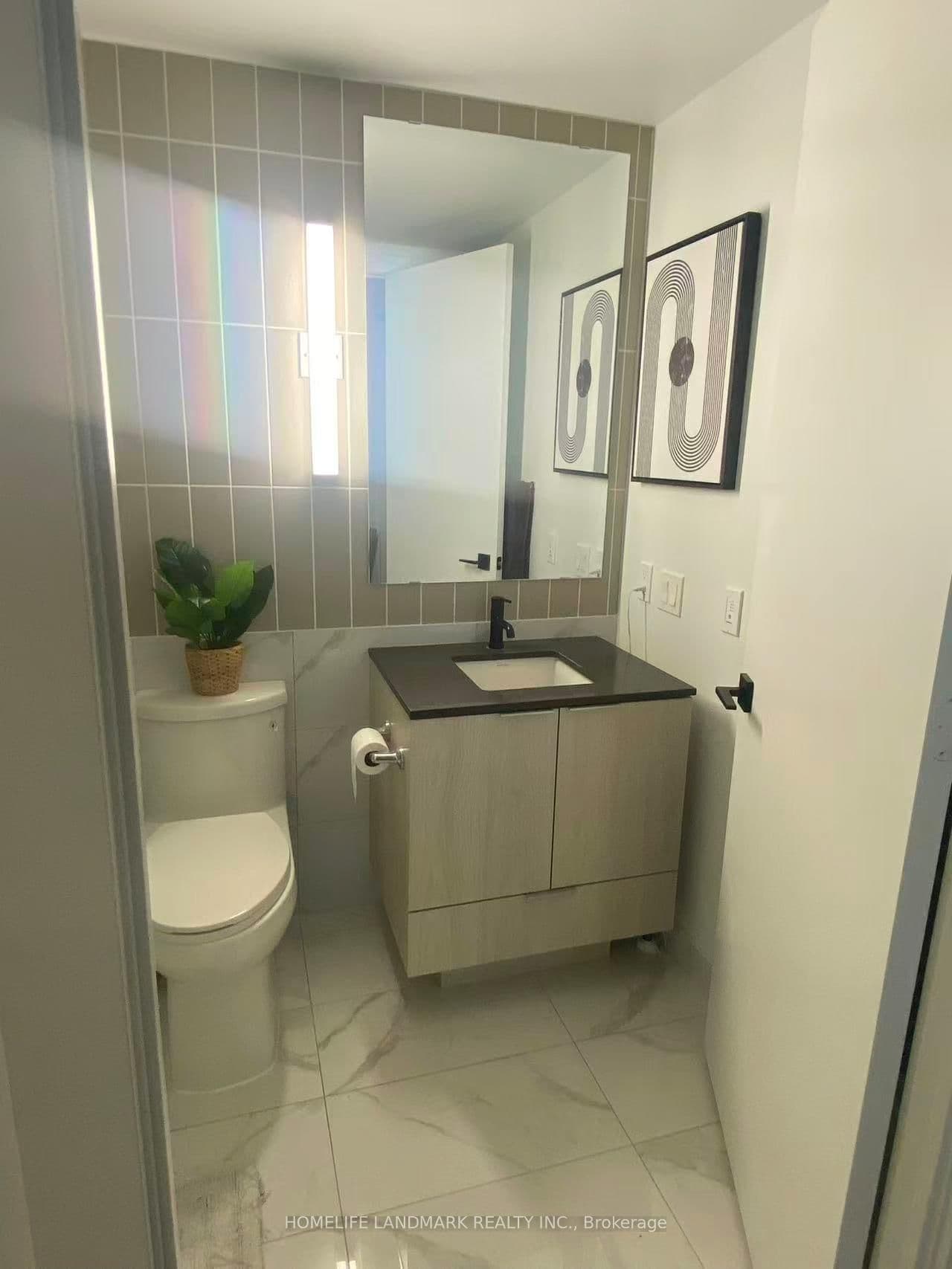 327 King Street W, Unit 703 thumbnail 16
