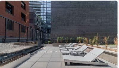 327 King Street W, Unit 703 thumbnail 27