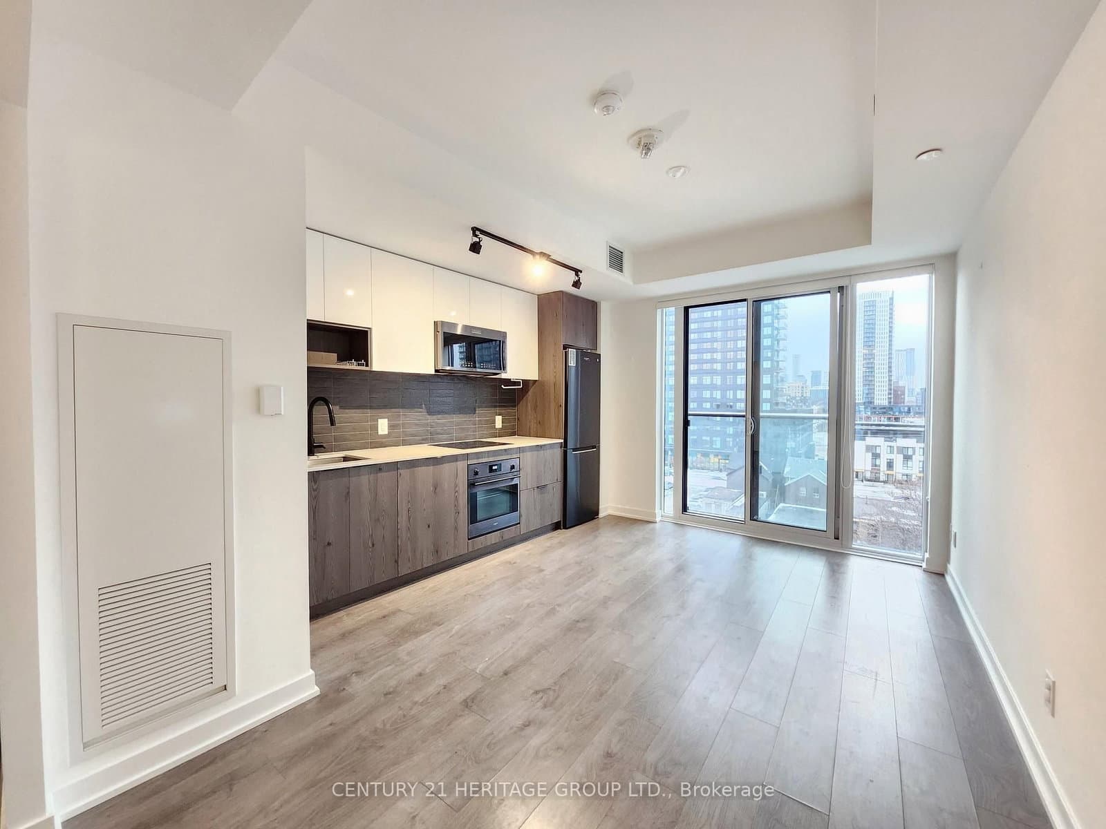 5 Defries Street, Unit 619 thumbnail 2