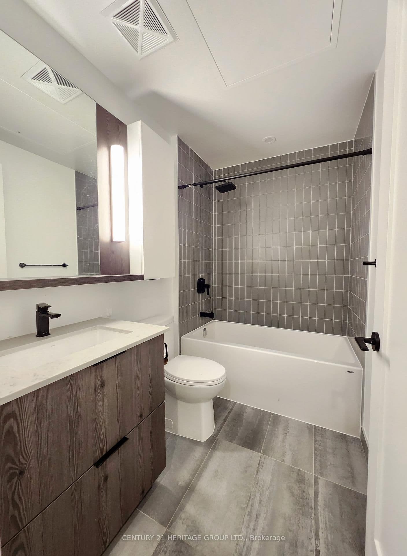 5 Defries Street, Unit 619 thumbnail 8