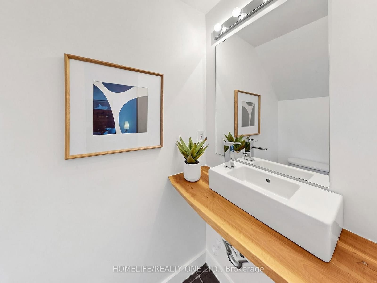 77 Lombard Street, Unit 913 thumbnail 18