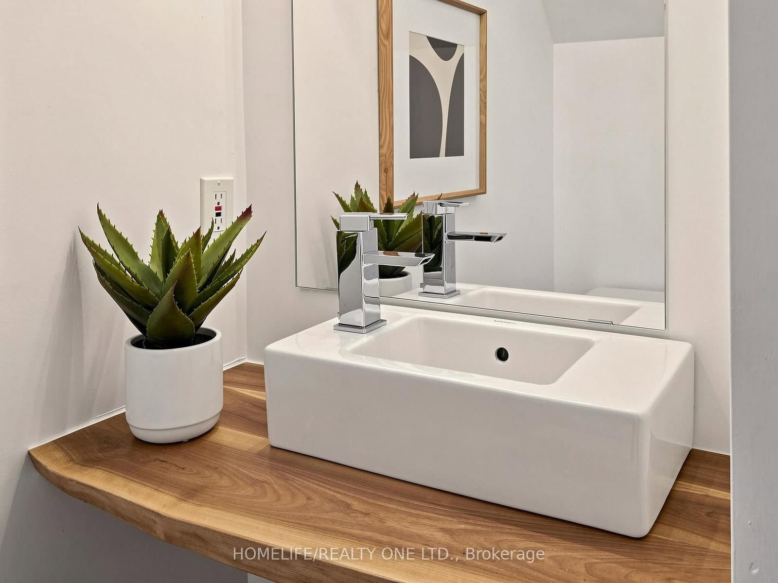 77 Lombard Street, Unit 913 thumbnail 19