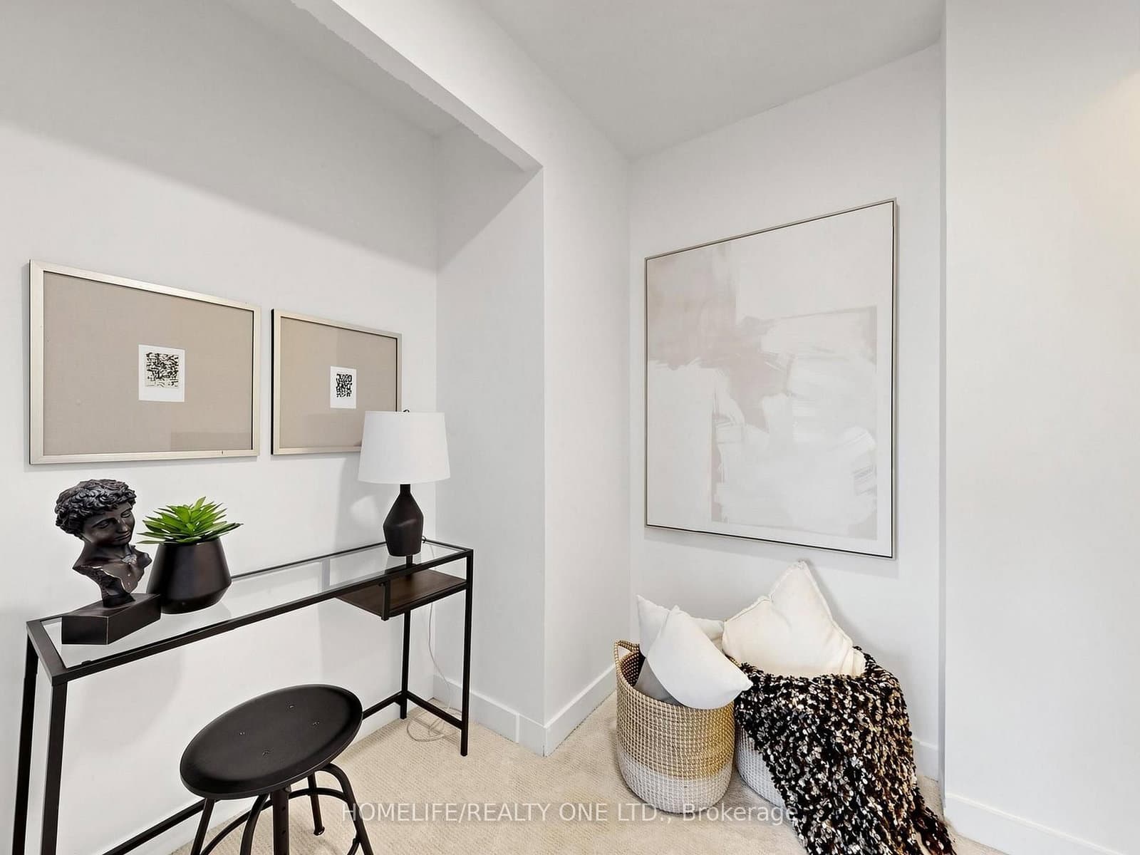 77 Lombard Street, Unit 913 thumbnail 32