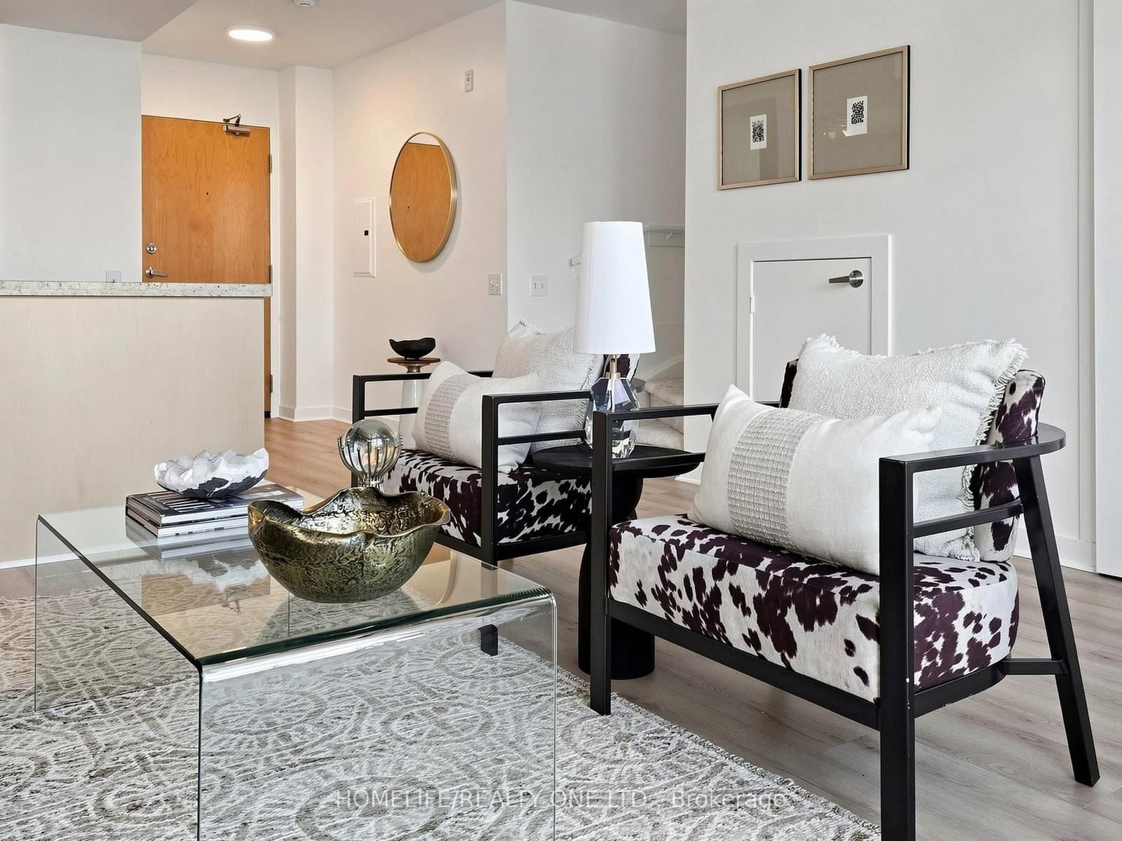 77 Lombard Street, Unit 913 thumbnail 6