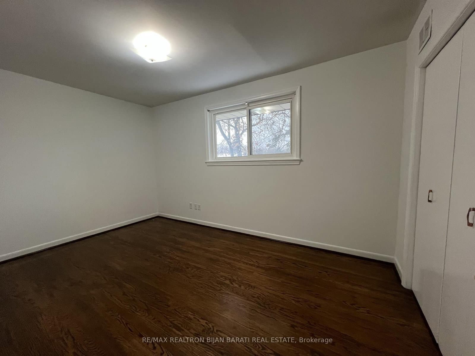 298 Newton Drive thumbnail 10