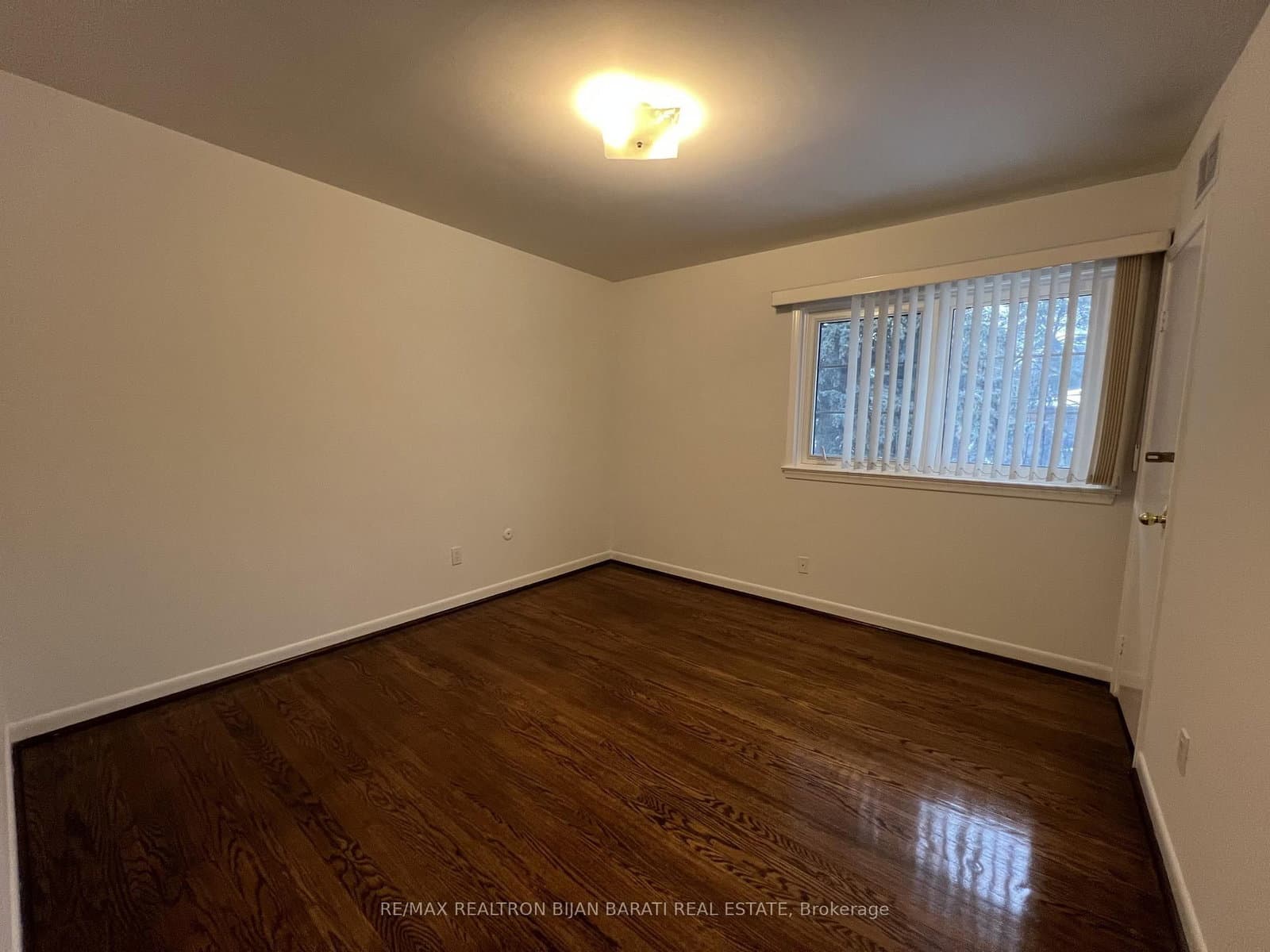 298 Newton Drive thumbnail 11