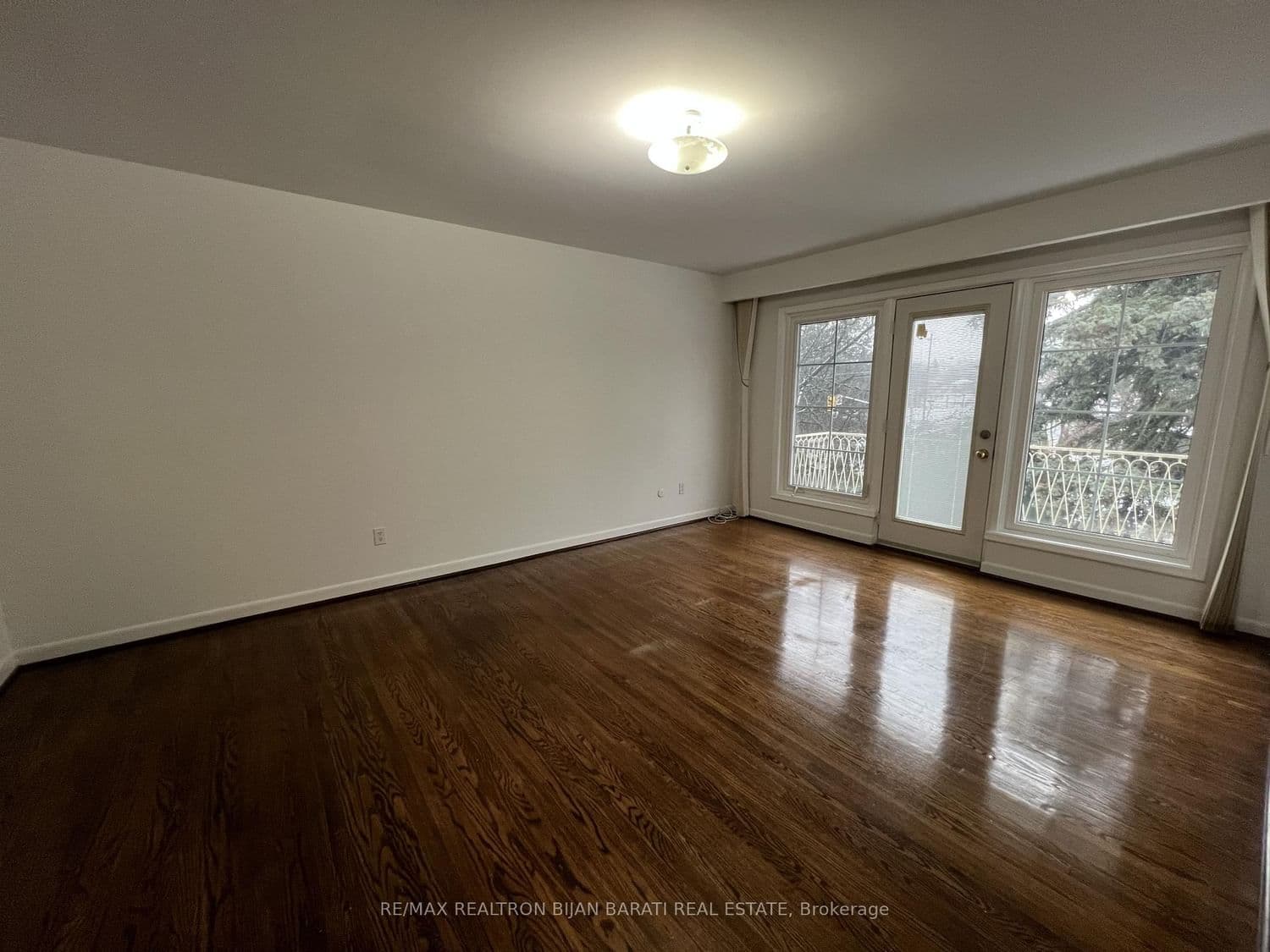 298 Newton Drive thumbnail 12