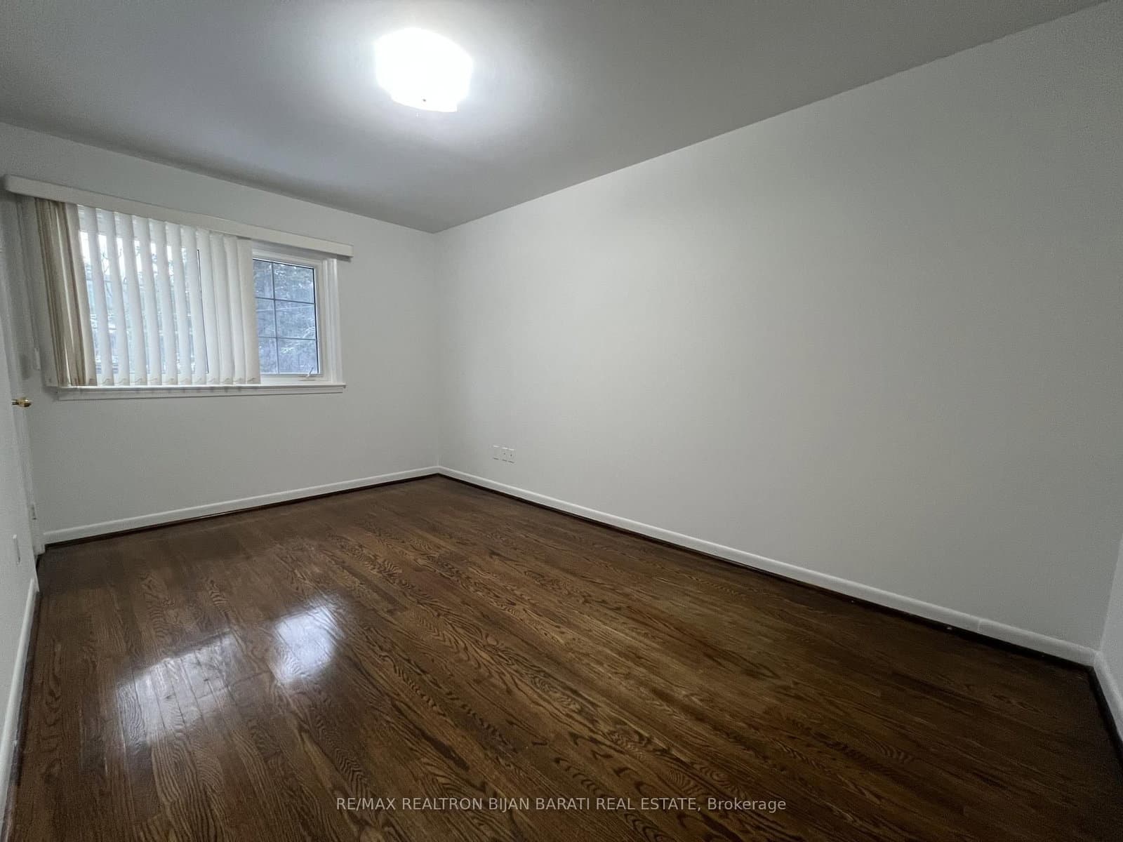 298 Newton Drive thumbnail 9