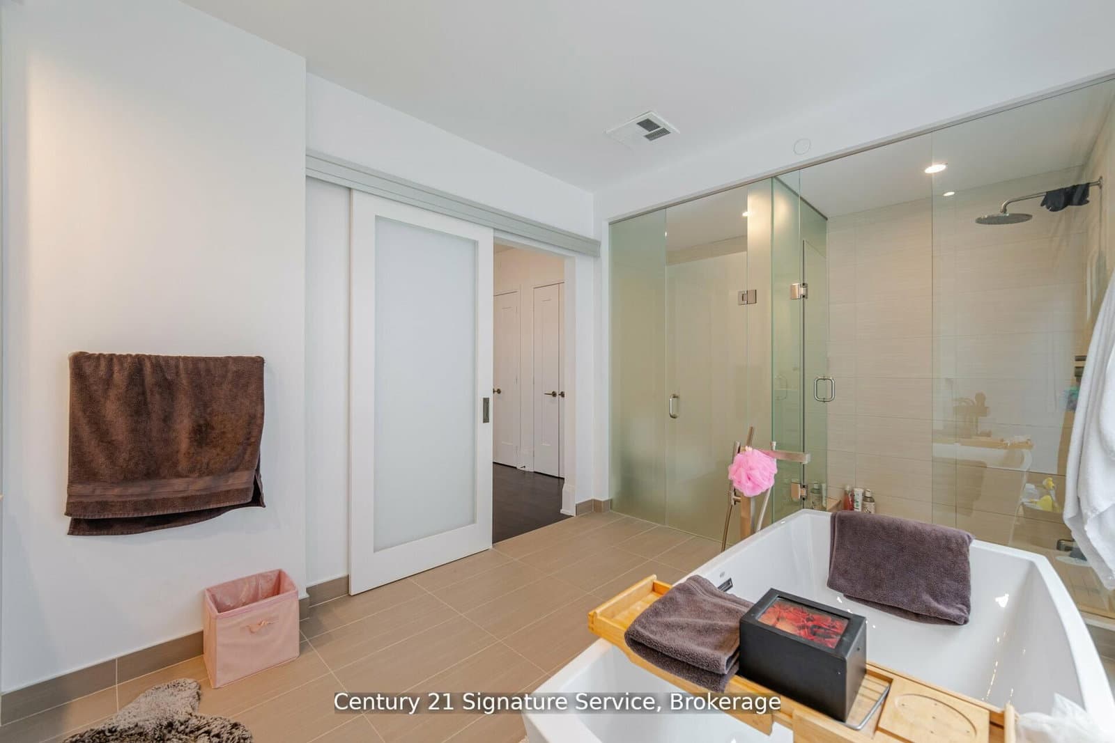 101 Erskine Avenue, Unit TH05 thumbnail 16
