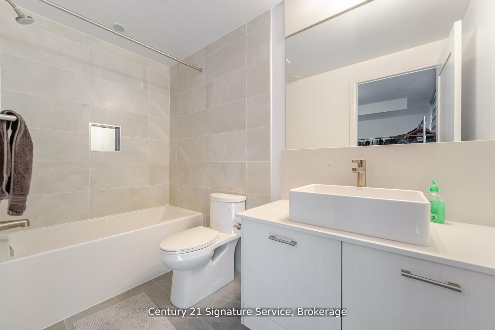 101 Erskine Avenue, Unit TH05 thumbnail 19