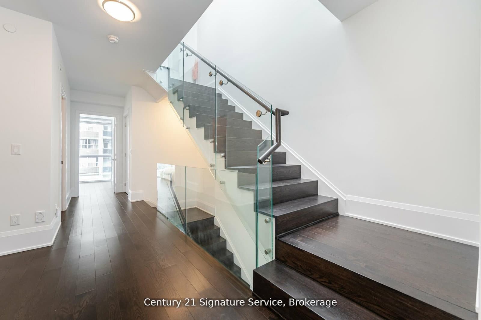 101 Erskine Avenue, Unit TH05 thumbnail 23