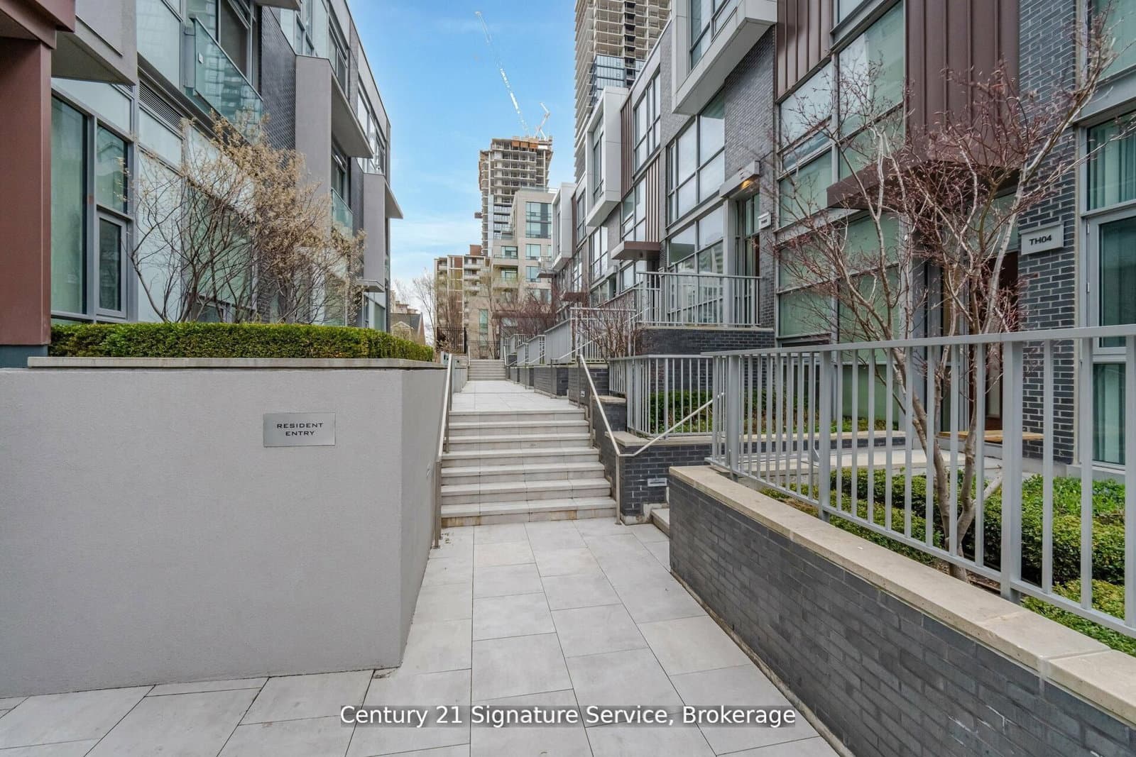 101 Erskine Avenue, Unit TH05 thumbnail 25