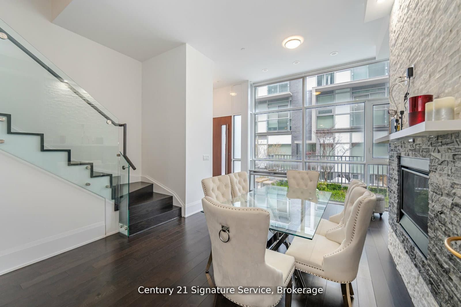 101 Erskine Avenue, Unit TH05 thumbnail 3