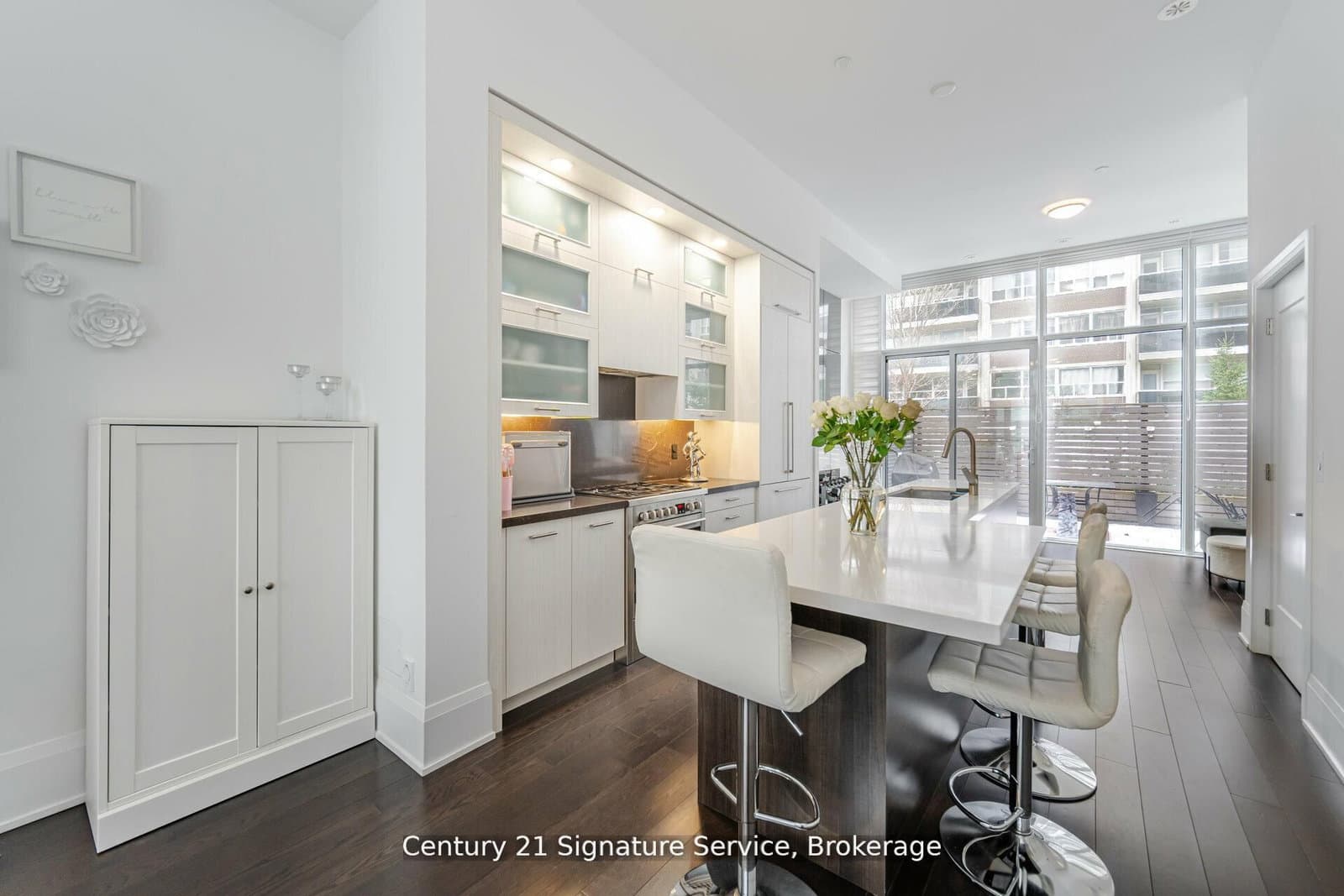 101 Erskine Avenue, Unit TH05 thumbnail 5