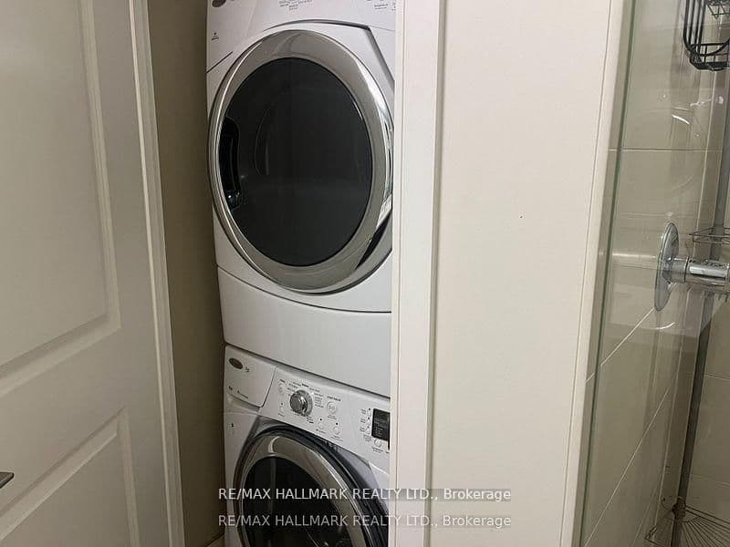 560 Front Street W, Unit 428 thumbnail 17