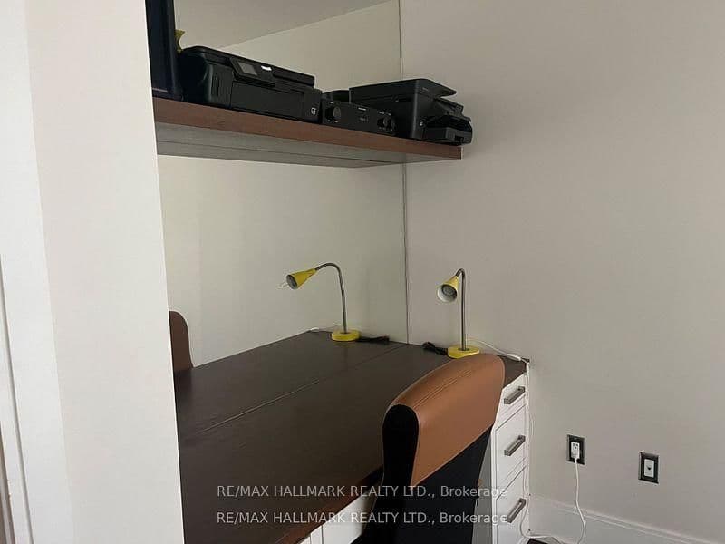 560 Front Street W, Unit 428 thumbnail 6
