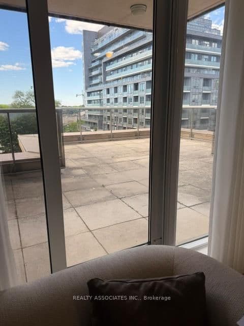 18 Kenaston Gardens NE, Unit 506 thumbnail 25
