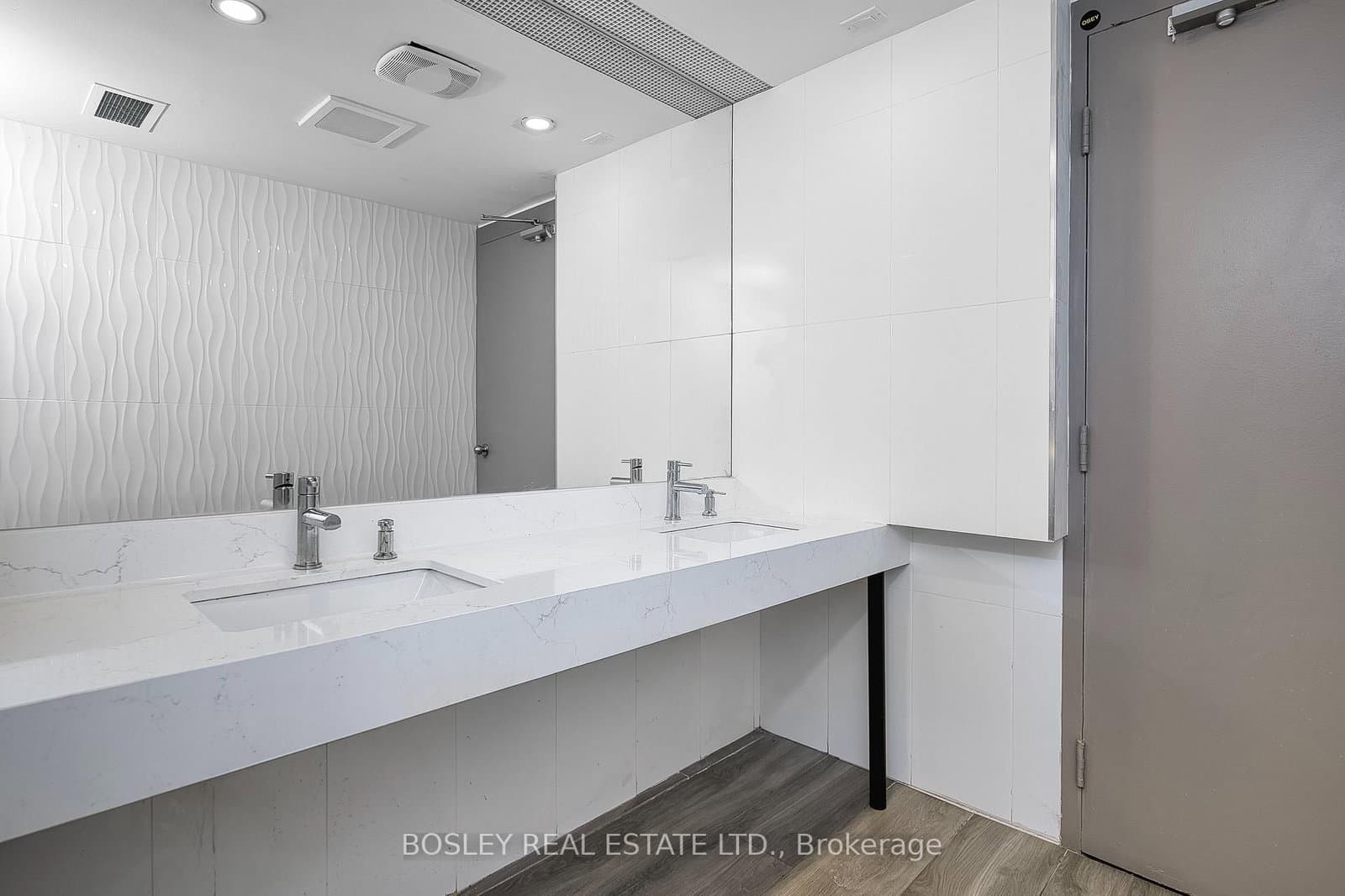 920 Yonge Street, Unit 601 thumbnail 12