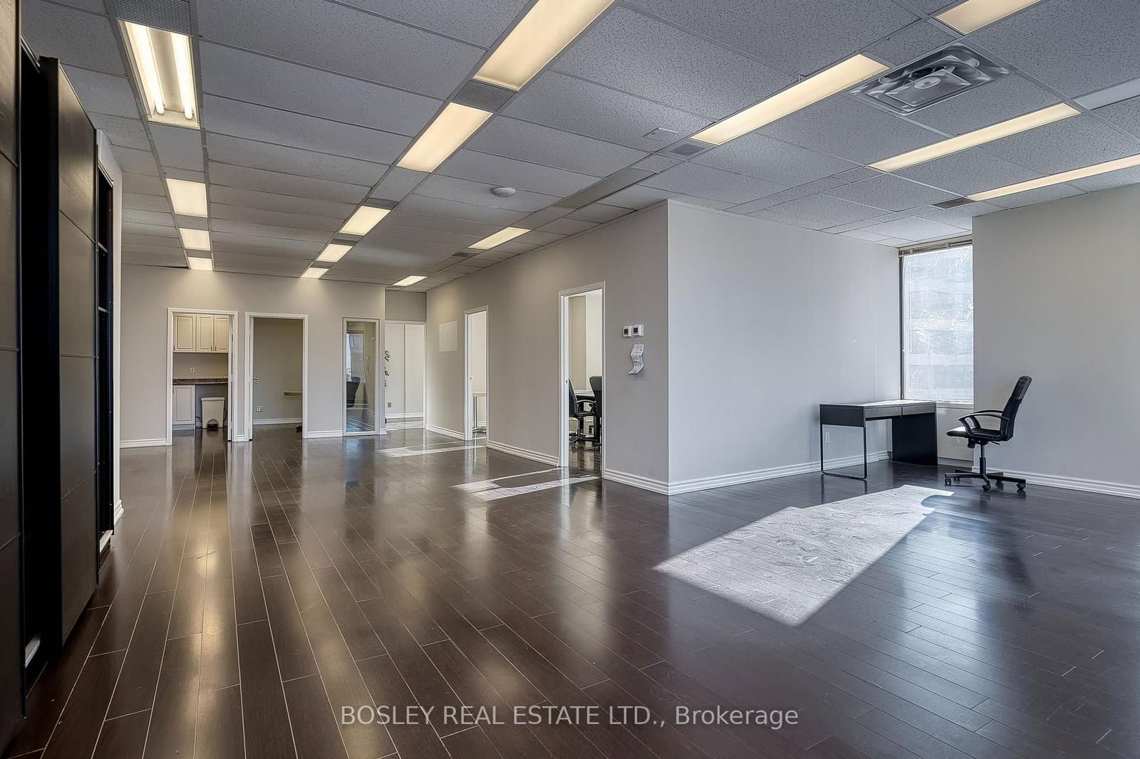 920 Yonge Street, Unit 800 thumbnail 4