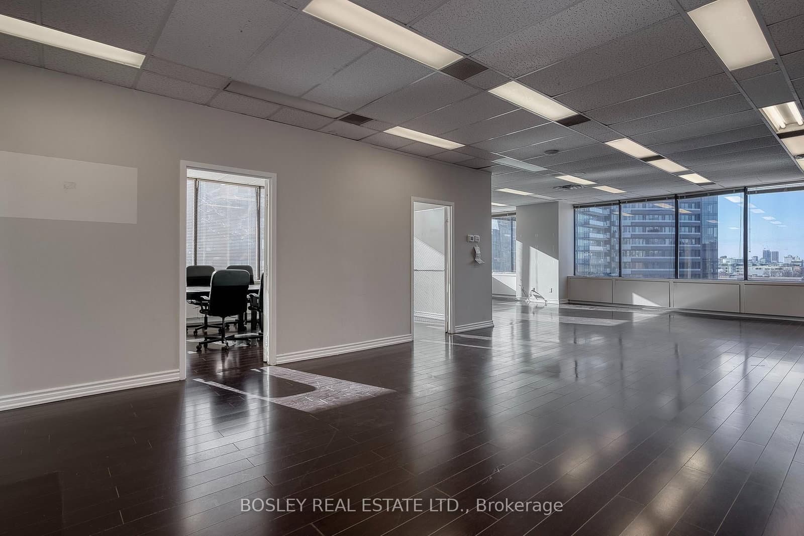 920 Yonge Street, Unit 800 thumbnail 9