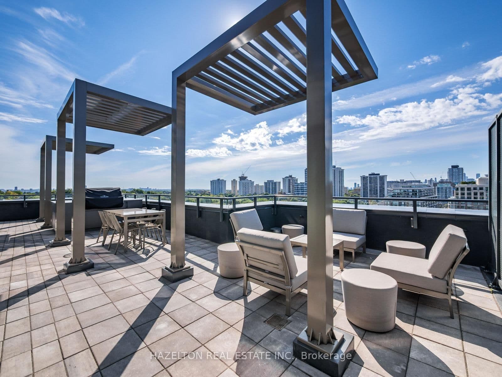 8 Manor Road W, Unit 606 thumbnail 20