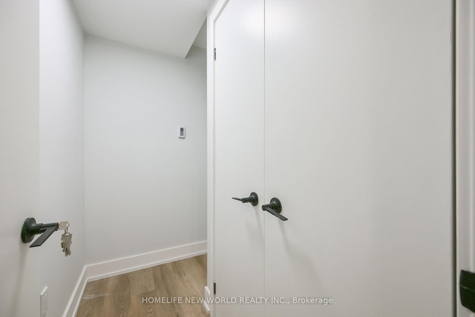 997 Dufferin Street, Unit Lower thumbnail 11