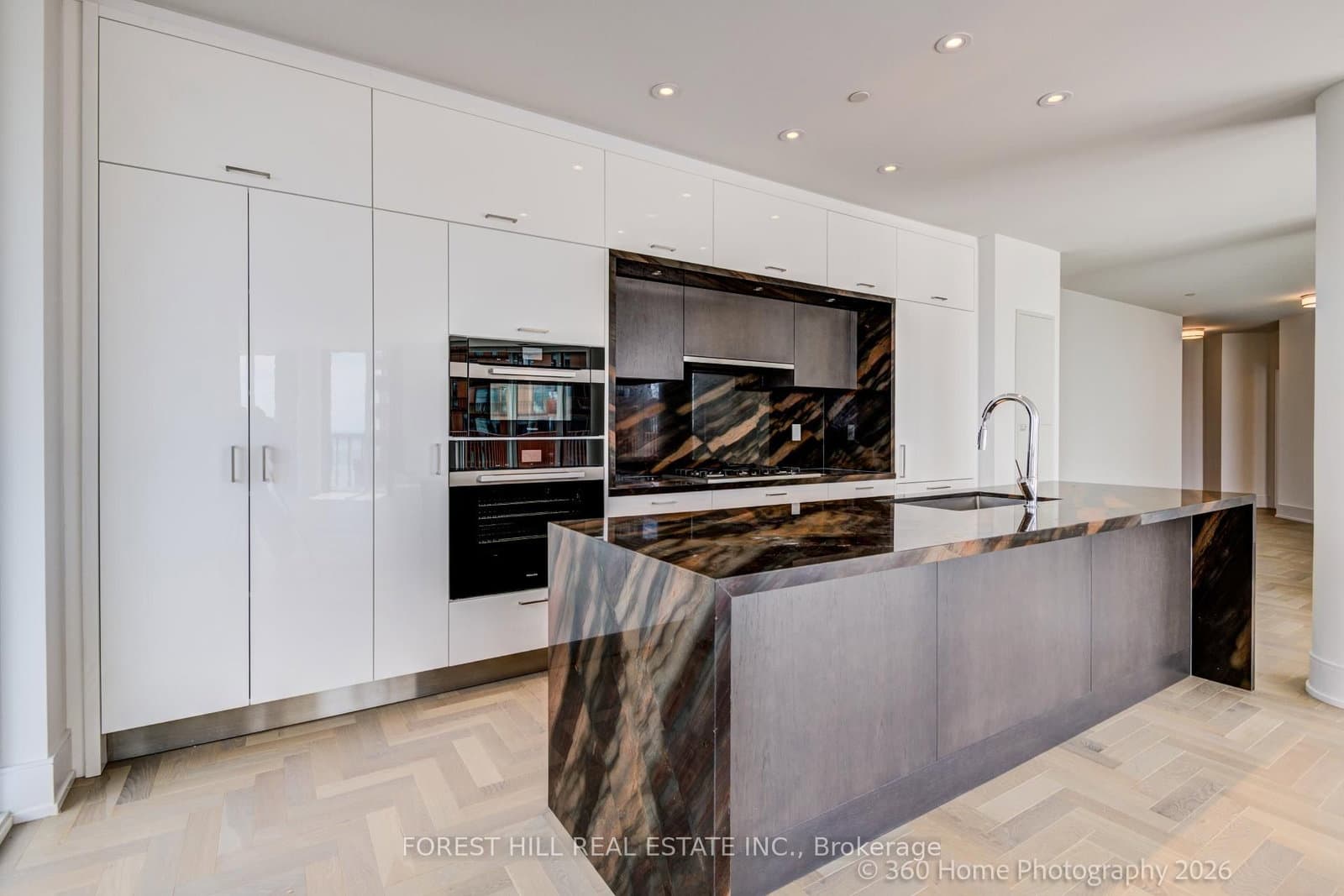 155 Merchants' Wharf, Unit 1222 thumbnail 20